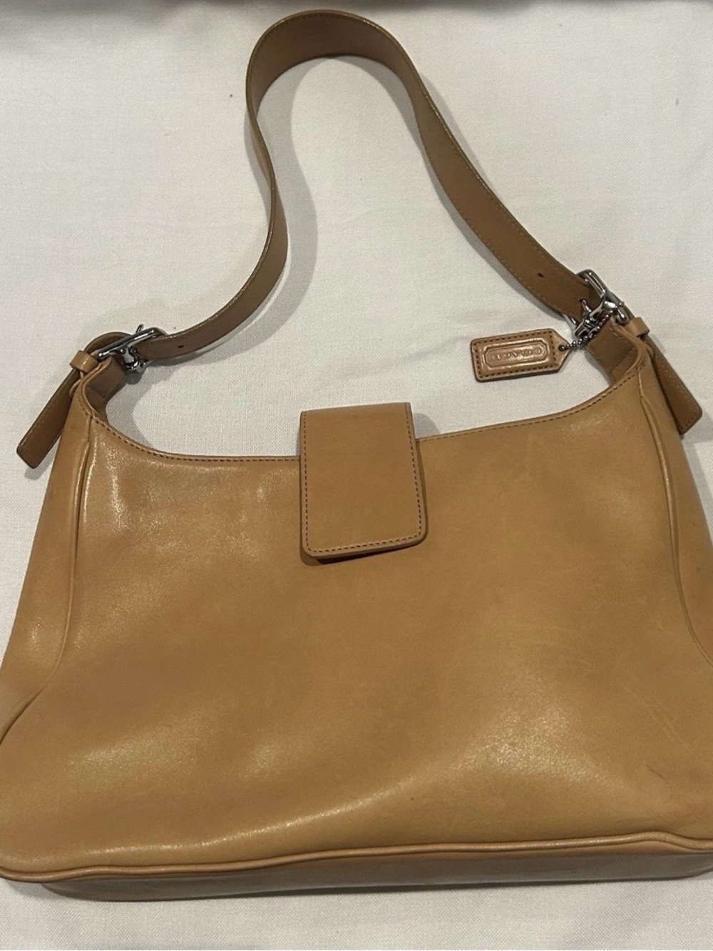 Coach Vintage Leather Hampton Hobo Shoulder Bag Camel Tan, Style 7783 - Picture 2 of 15